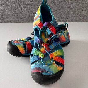 Keen Footwear- Big Kids - Size 5 - Sandal Seacamp